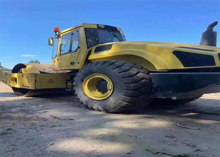 25 tonnes d'appareil de compactage d'occasion Bomag BW 226 DH-4 Bvc à rouleau à tambour unique