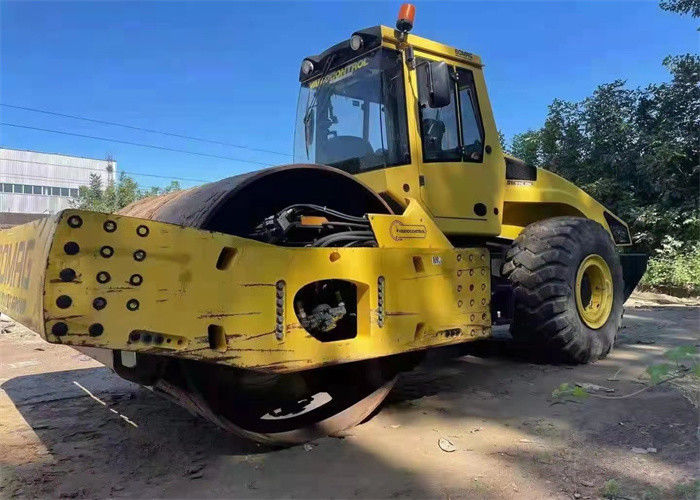 25 tonnes d'appareil de compactage d'occasion Bomag BW 226 DH-4 Bvc à rouleau à tambour unique