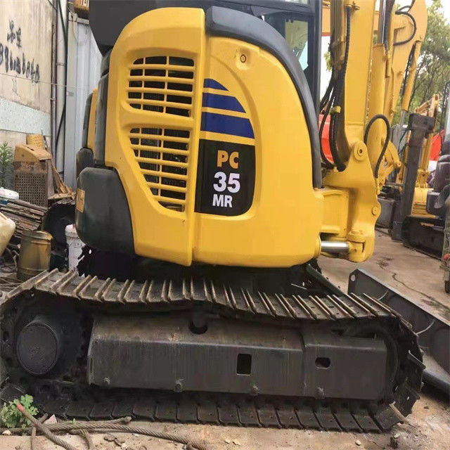 Prix bas 3 tonnes utilisées importées du Japon excavateur à rampe Komatsu pc 35 MR avec des heures de travail plus courtes