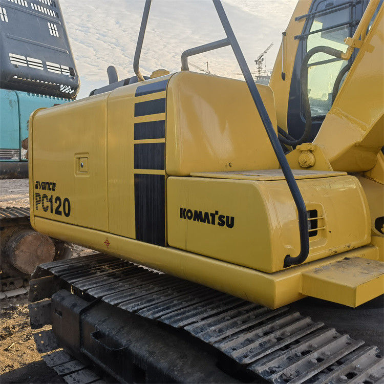 Excavateur d'occasion de 12 tonnes de haute qualité Japon Importé Komatsu Pc 120 Excavateur à rampe avec des heures de travail plus courtes