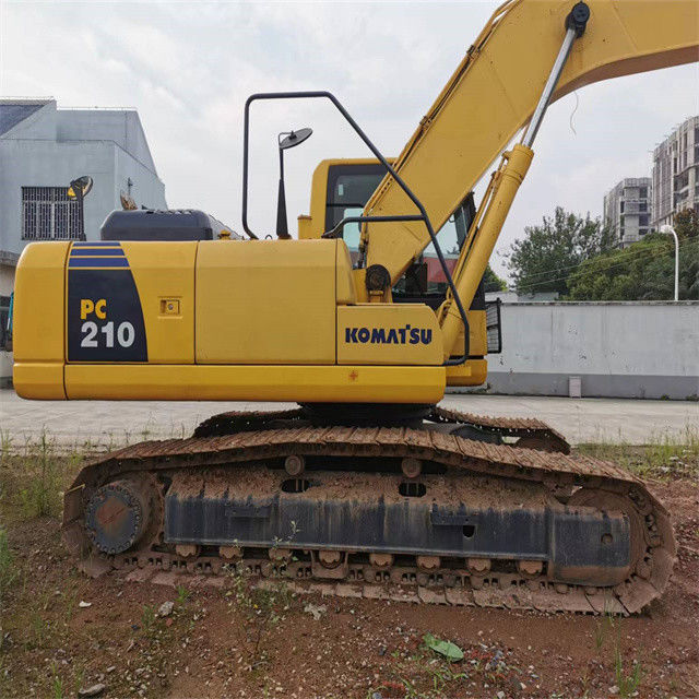 22 tonnes d'utilisation Japonais importé Komatsu pc 210 excavateur à rampe de haute qualité et de courtes heures de travail prêt à la vente