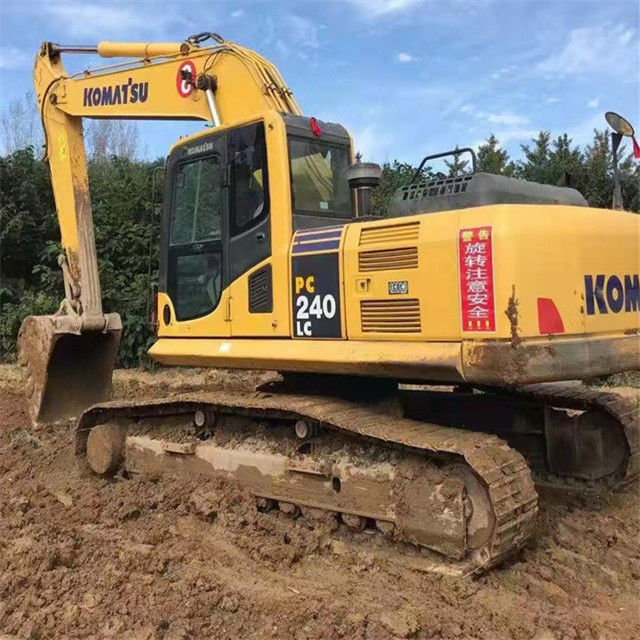26 tonnes presque neuve importée du Japon machine d'excavation à rampe utilisée rénovation Komatsu pc 240LC-8