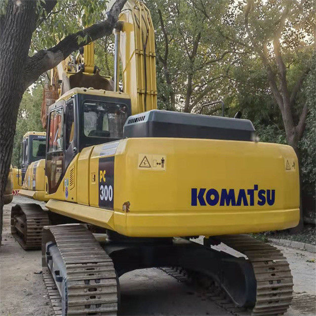 29 tonnes presque neuve importée du Japon machine à excavation à rampe utilisée réaménagée Komatsu pc 300