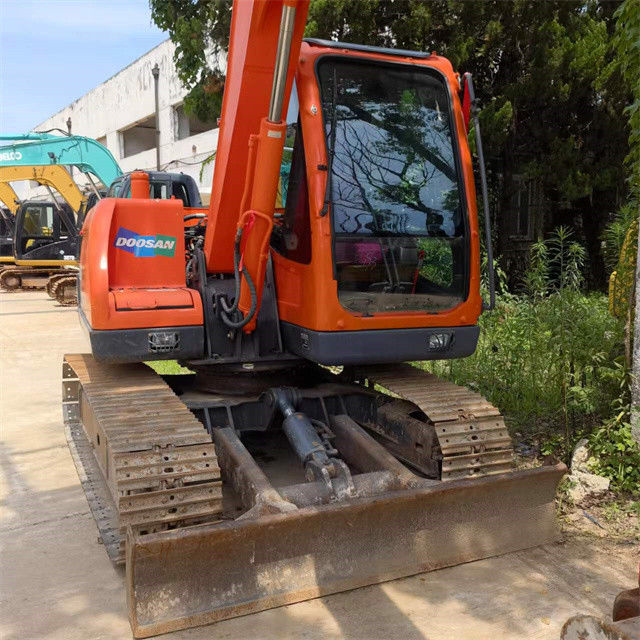 Excavateur de 8 tonnes prêt à l'emploi et expérimenté importé de Corée Doosan DX 75