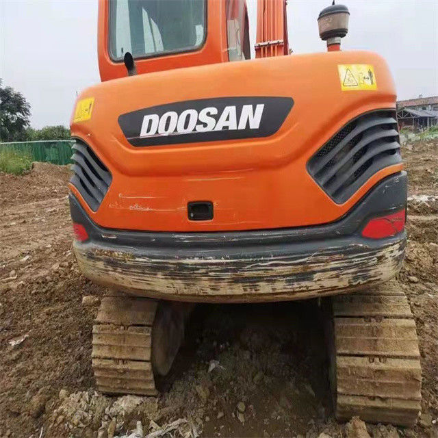 Excavateur de 8 tonnes prêt à l'emploi et expérimenté importé de Corée Doosan DX 75