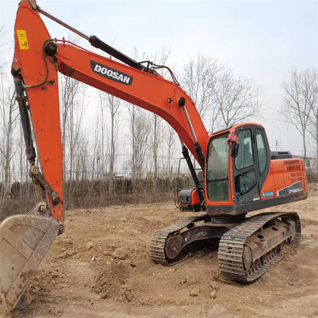 20 tonnes d'excavatrice utilisée prête pour le travail et expérimentée utilisée Corée importée Doosan DX 220