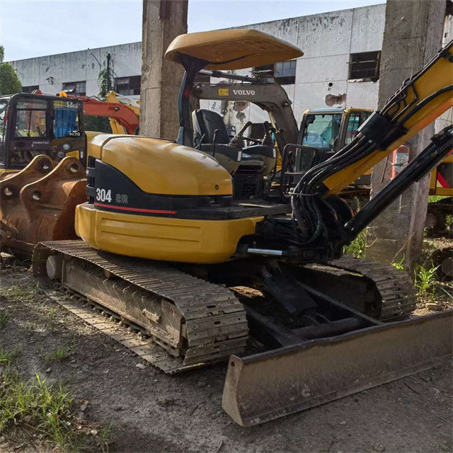 5 tonnes prêtes à l'emploi et expérimentées utilisées importées du Japon CAT 304 C CR en bon état