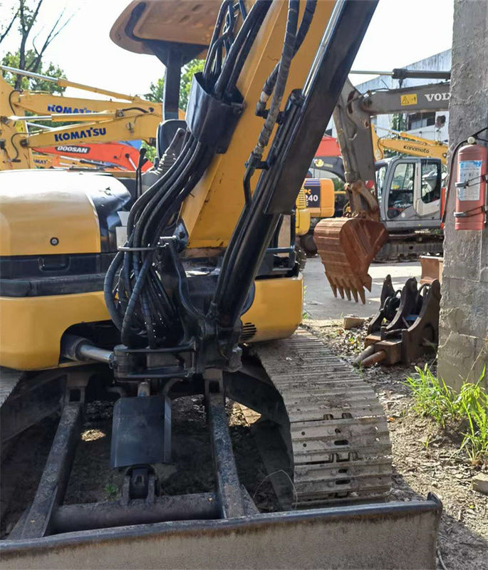 5 tonnes prêtes à l'emploi et expérimentées utilisées importées du Japon CAT 304 C CR en bon état