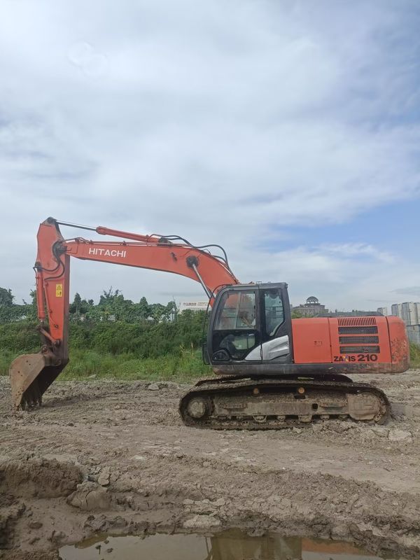 Excavateur d'occasion de 21 tonnes et expérimenté, importé de Corée, Hitachi 210-5G