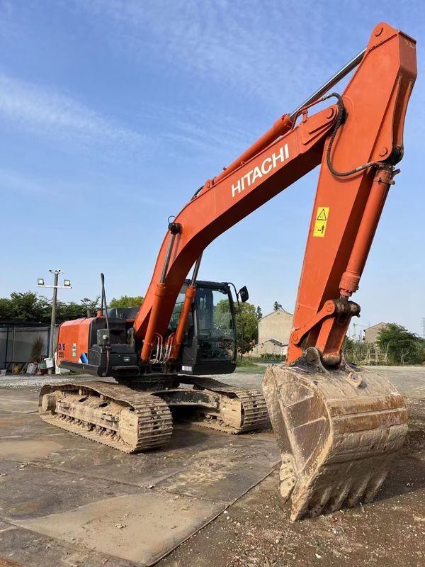20 tonnes d'excavatrice utilisée prête pour le travail et expérimentée utilisée Corée importée Hitachi 200-5A en bon état