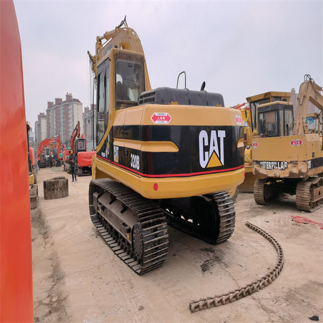 21 tonnes prêtes à l'emploi et expérimentées utilisées Japon Caterpillar 320 B en bon état