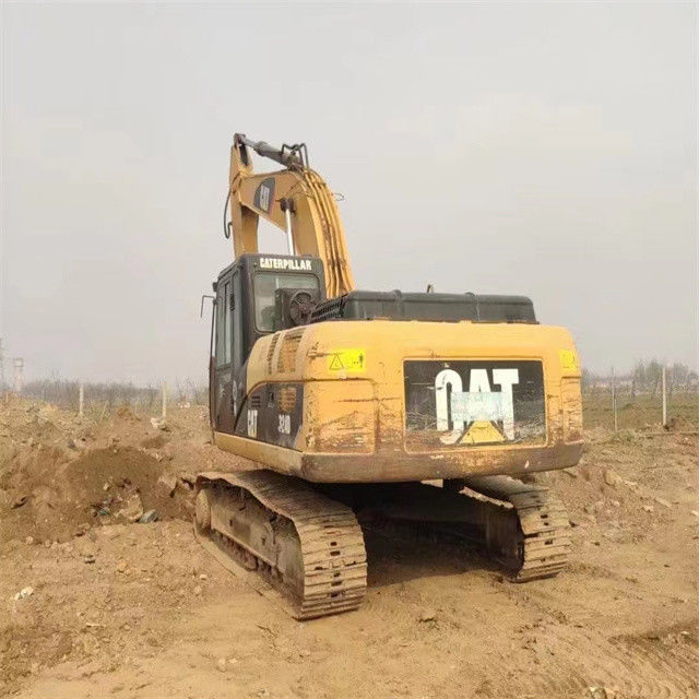 24.8 tonnes prêtes à l'emploi et expérimentées utilisées Japon Caterpillar 324 D en bon état