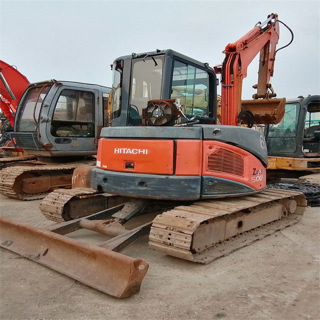 5 tonnes prêtes à l'emploi et expérimentées Usées Japon Importé Hitachi ZX 50 U-2 En bon état