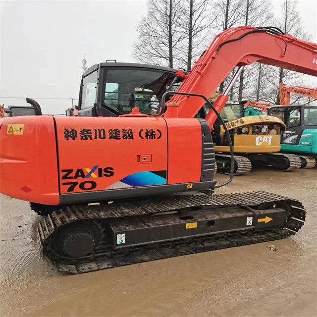 6.3 tonnes Mini Excavator utilisé prêt pour le travail et expérimenté utilisé Japon importé Hitachi ZX 70 bon état