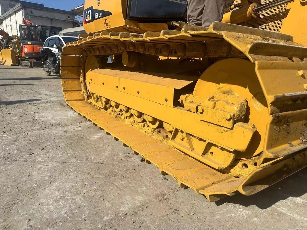 Cat Caterpillar D5k Lgp Cat D5k Dozer largeur de lame avant 4,262m Dozer d'occasion