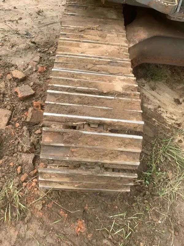 La Suède a importé une excavatrice à chenilles Volvo EC80D de haute qualité, presque neuve et prête à 100%