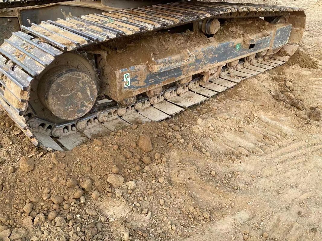 La Suède a importé une excavatrice à chenille Volvo EC140BL de haute qualité, presque neuve et prête à 100%