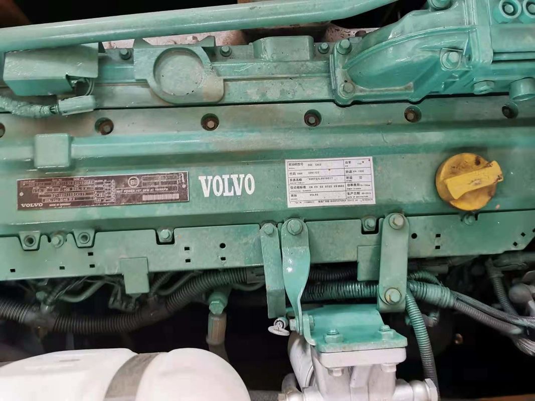 La Suède a importé une excavatrice à rampe Volvo EC200DL de haute qualité, presque neuve et prête à 100%