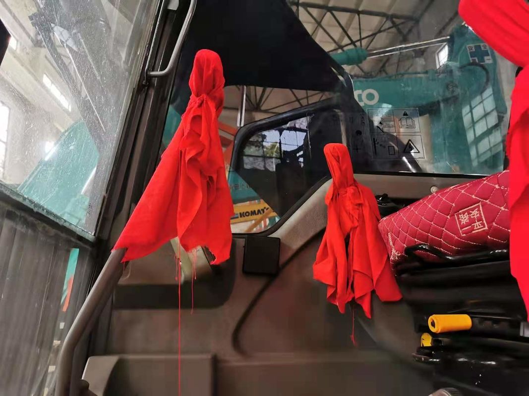 La Suède a importé une excavatrice à rampe Volvo EC200DL de haute qualité, presque neuve et prête à 100%