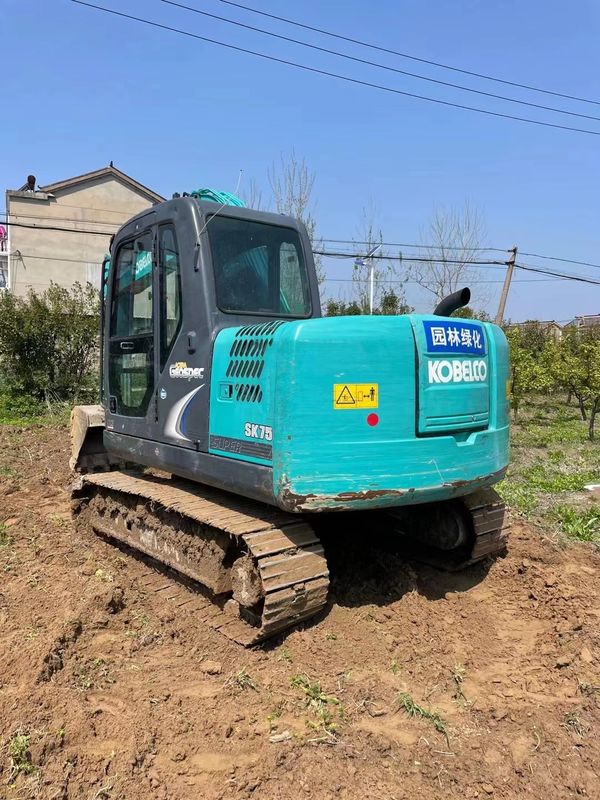 mini-excavatrice KOBELCO SK75-8 Excavatrice utilisée