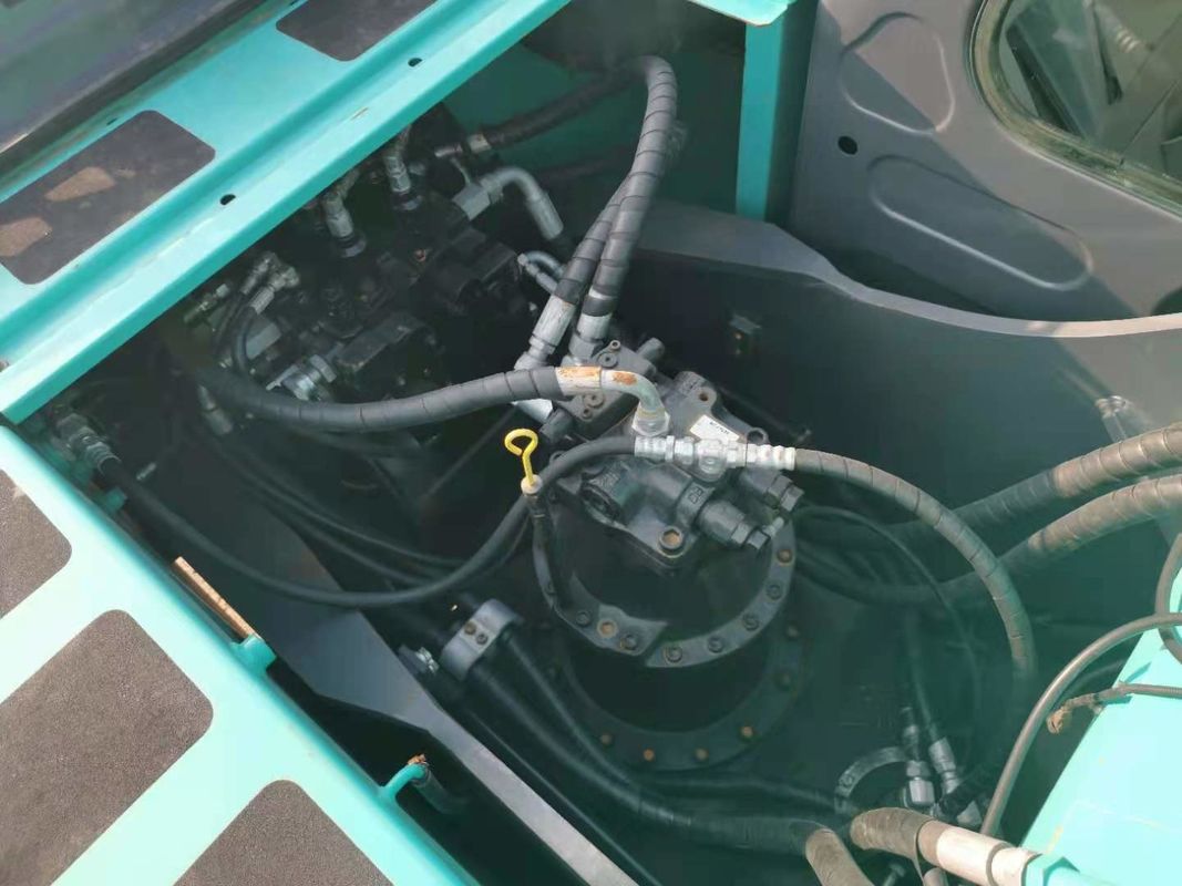 Excavateurs récupérés Kobelco Sk200 8 Super X Yn12 Poids 21,8t Puissance du moteur 118kW