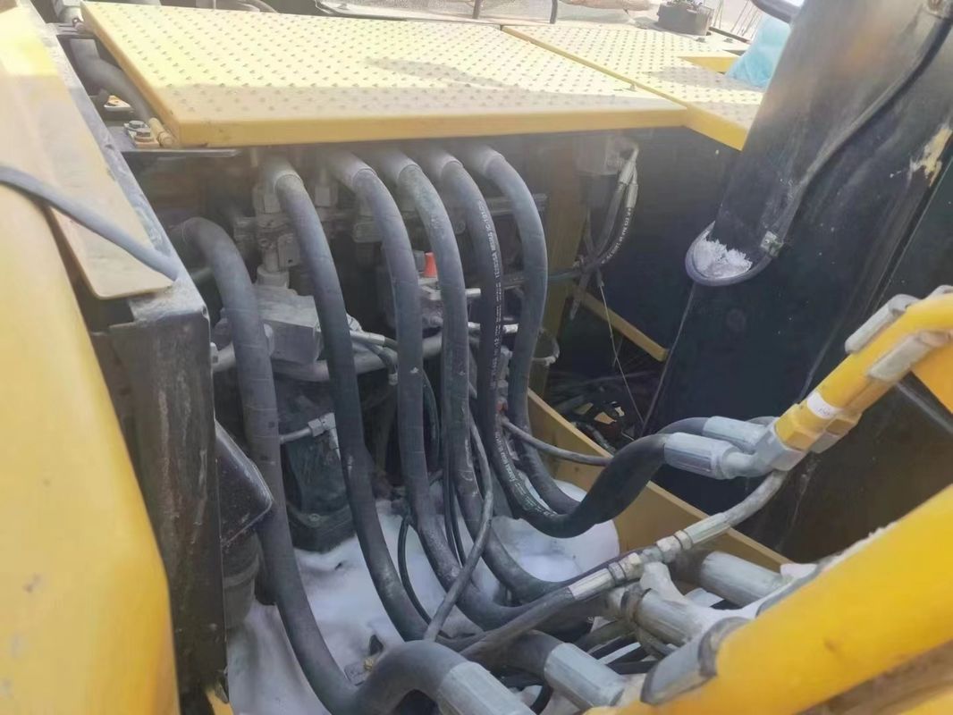 Prêt à l'emploi Caterpillar M315D Excavateur à roues usagées avec peu de temps de travail et en bon état