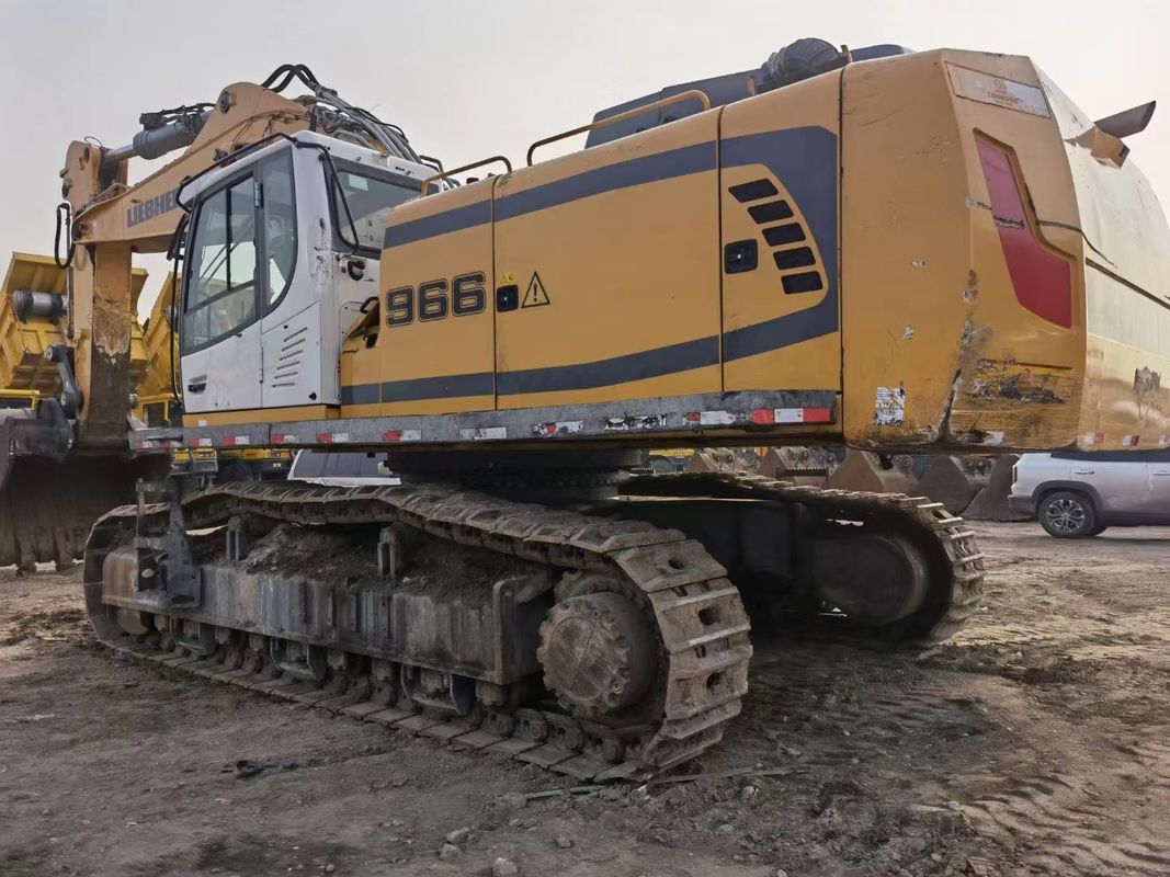 Liebherr R966 d'occasion, prêt à l'emploi, allemand, importé en bon état.