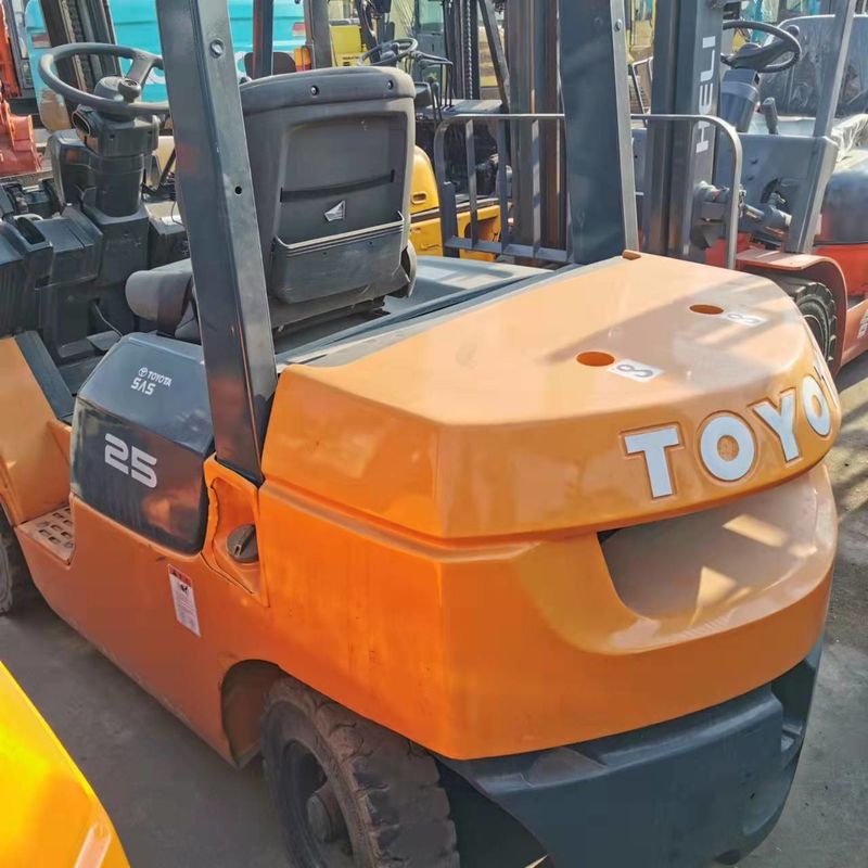 Japon Camion élévateur électrique compact TOYOTA 2,5 tonnes Camion élévateur puissance du moteur