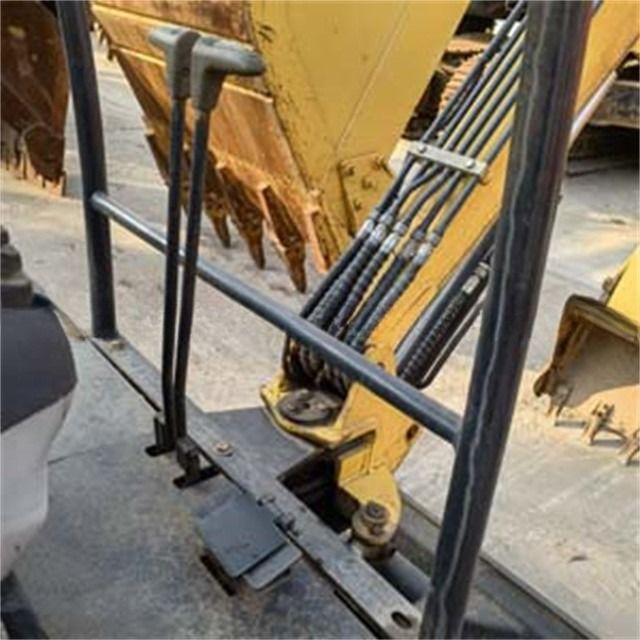 2 tonnes d'excavatrice utilisée japonaise Komatsu PC 20 MR avec un temps de travail réduit et idéal