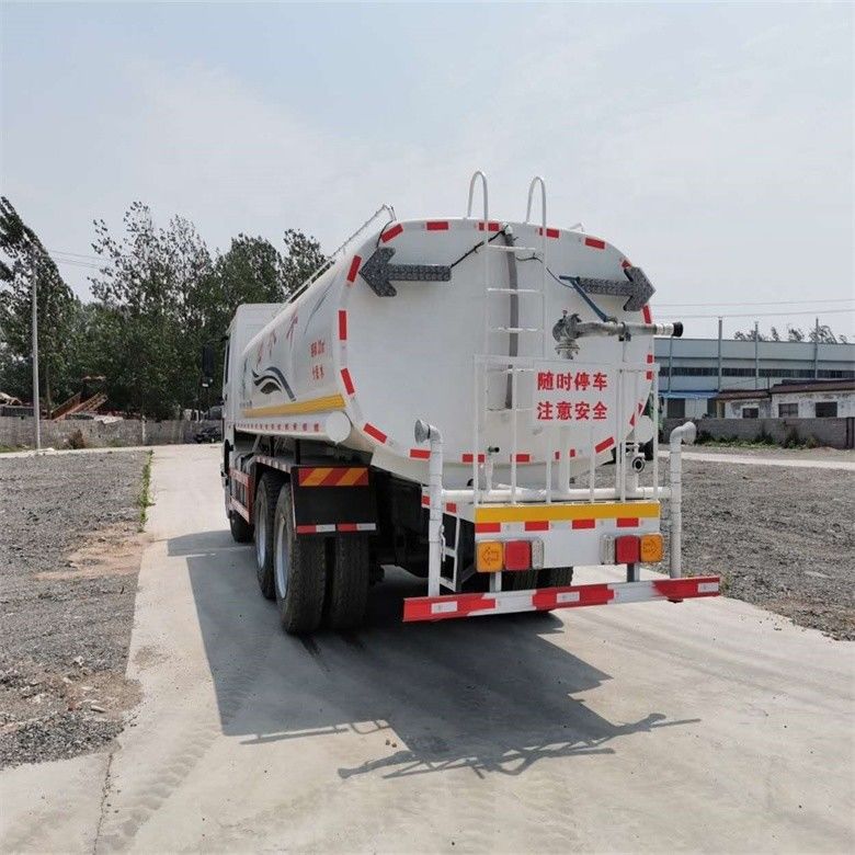 12000-15000L réservoir d'eau de stockage camion machine à nettoyer avec le Japon importé camion Isuzu