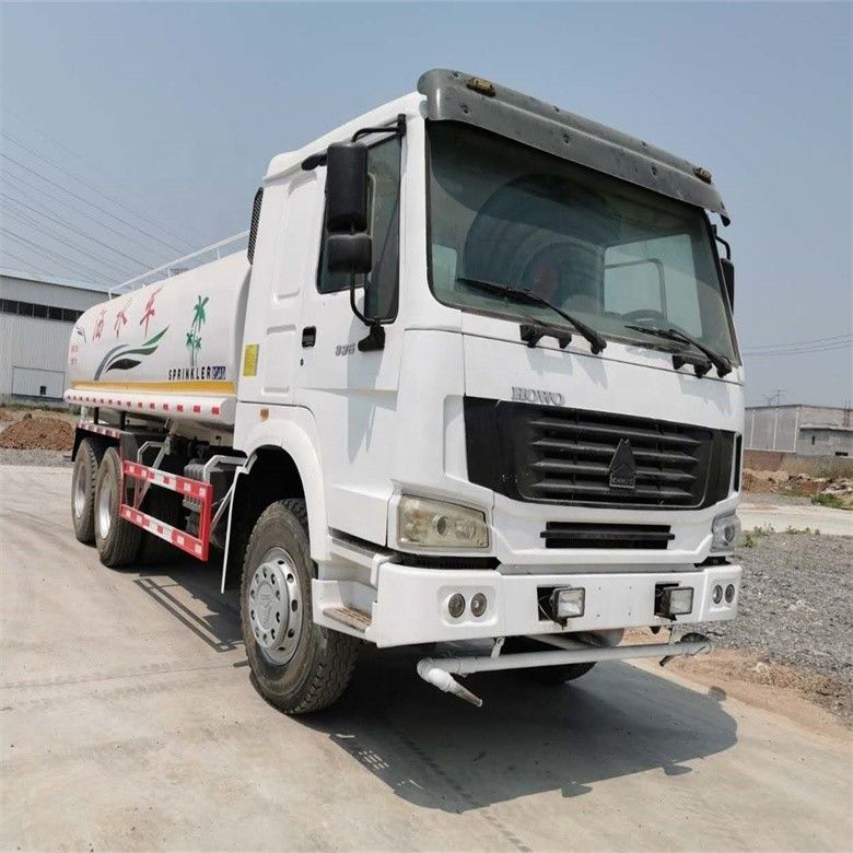 12000-15000L réservoir d'eau de stockage camion machine à nettoyer avec le Japon importé camion Isuzu