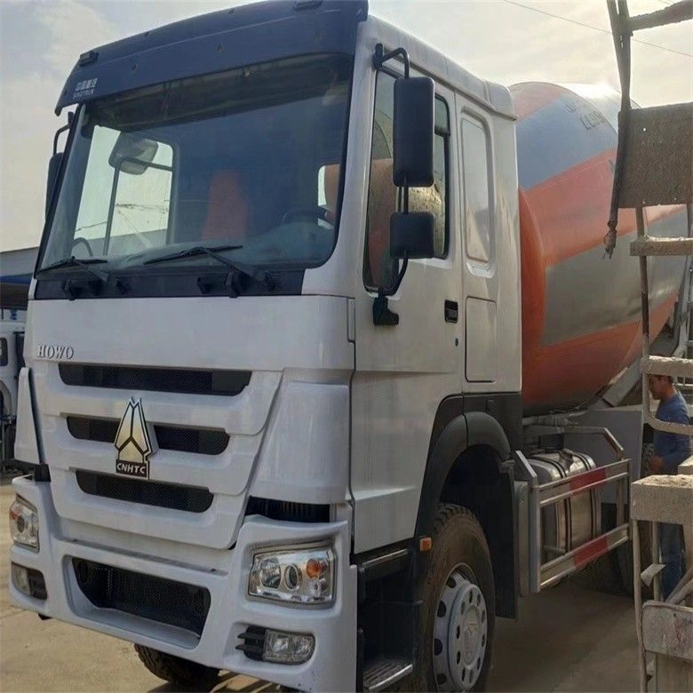 Œuvres de construction 6*4 Howo Cement Truck Mixer Avec 371 HP 375hp Puissance de mélange