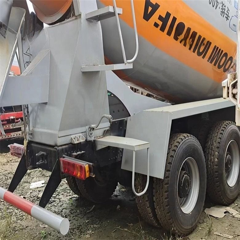 Œuvres de construction 6*4 Howo Cement Truck Mixer Avec 371 HP 375hp Puissance de mélange
