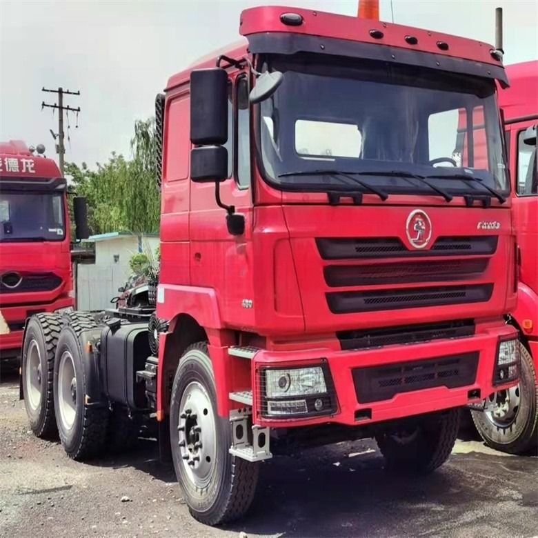 6*4 Shacman Tracteur de camion d'occasion avec système électronique de contrôle de la stabilité et écran tactile