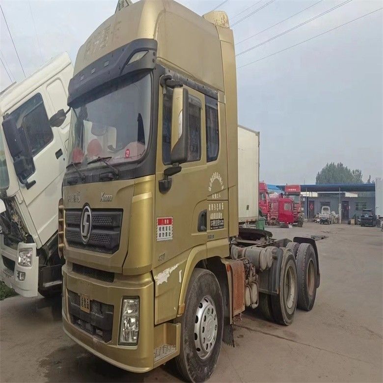 Shacman 6 X 4 ADE X3000 d'occasion avec siège du conducteur normal et boîte de vitesses manuelle