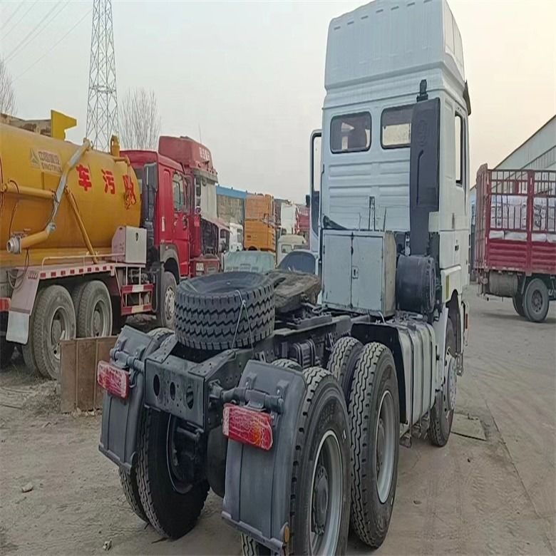 Shacman 6 X 4 ADE X3000 d'occasion avec siège du conducteur normal et boîte de vitesses manuelle