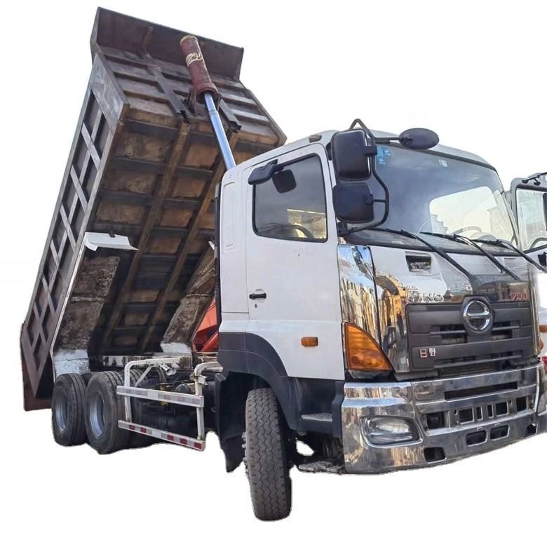 Système multimédia utilisé HINO 6*4 Chariot de décharge 700 pour la construction lourde