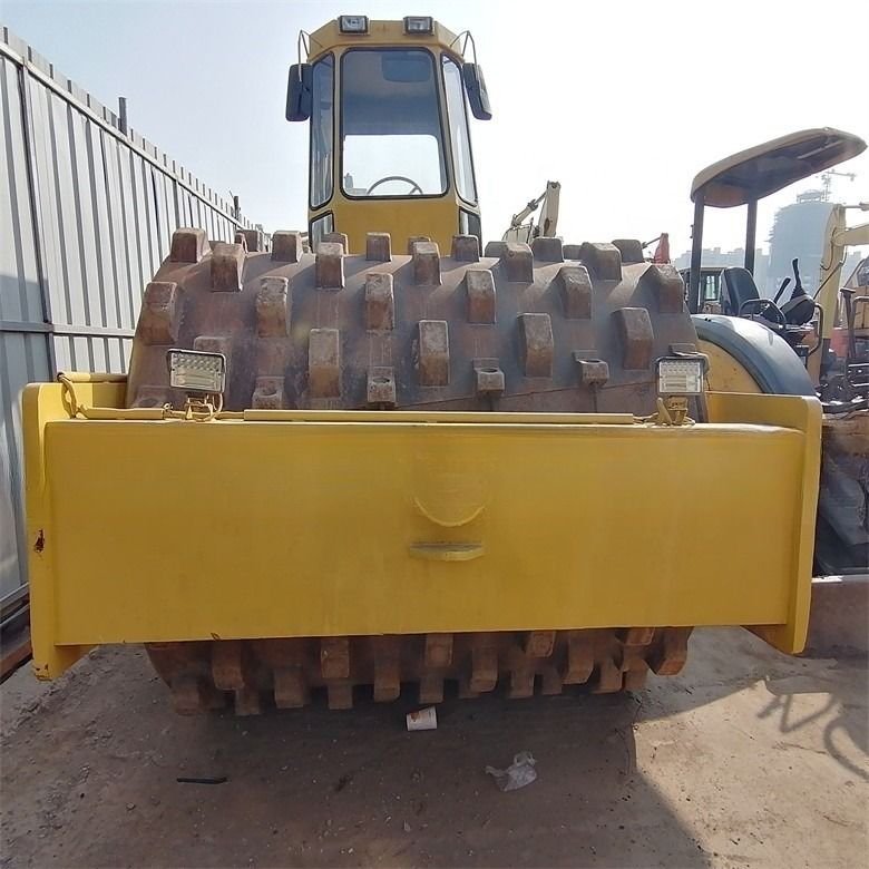 Moteur diesel routière pavé Bomag BW217D-2 Utilisé à tambour unique pied de mouton rouleau routier hydraulique