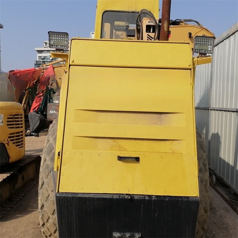 Moteur diesel routière pavé Bomag BW217D-2 Utilisé à tambour unique pied de mouton rouleau routier hydraulique