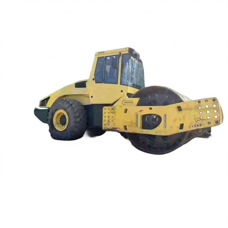 Grande popularité jouie par BW 226DH-4 Compactor Bomag avec 2000-2100 heures de travail