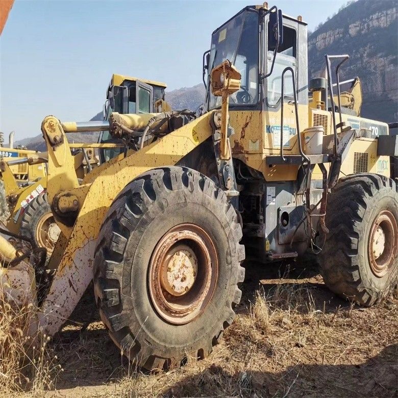 Excellent 2016 Komatsu WA470-3 chargeur à roues 6,5 capacité de 23 tonnes charge abordable