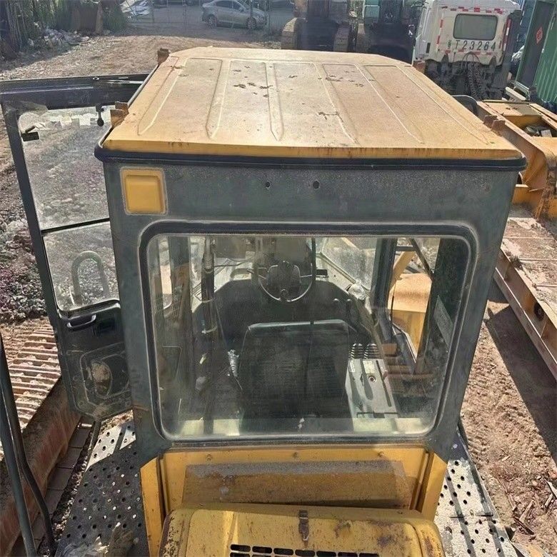 Excellent 2016 Komatsu WA470-3 chargeur à roues 6,5 capacité de 23 tonnes charge abordable