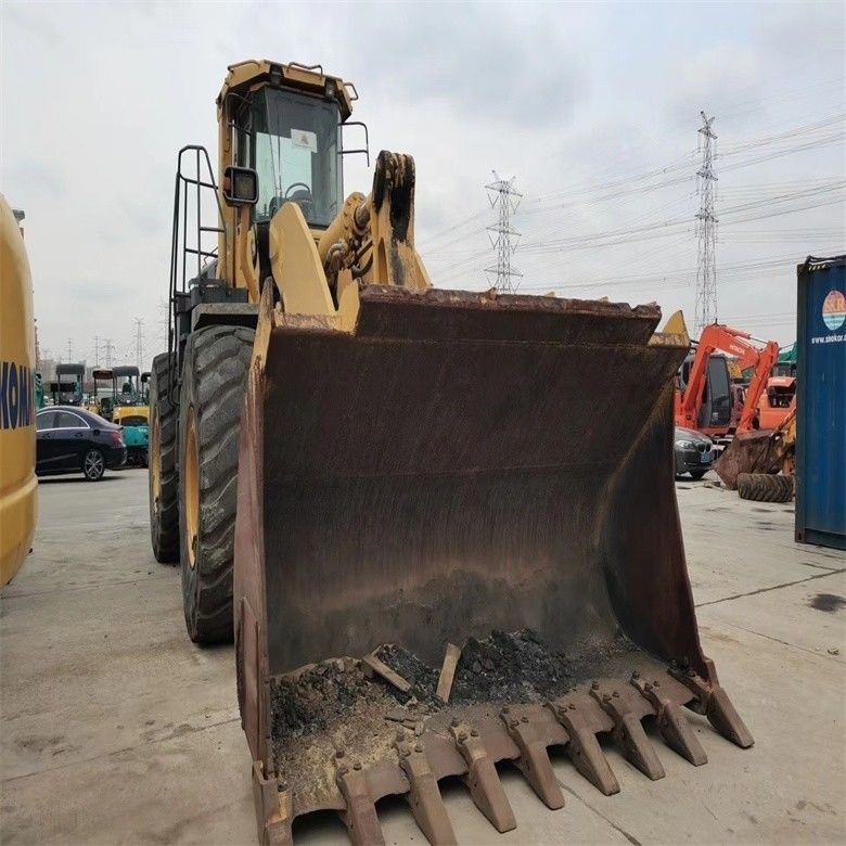 Construction 12 tonnes utilisée Komatsu WA600-3 chargeur à roues 600 modèle chargeur à tête avant lourd WA600-6