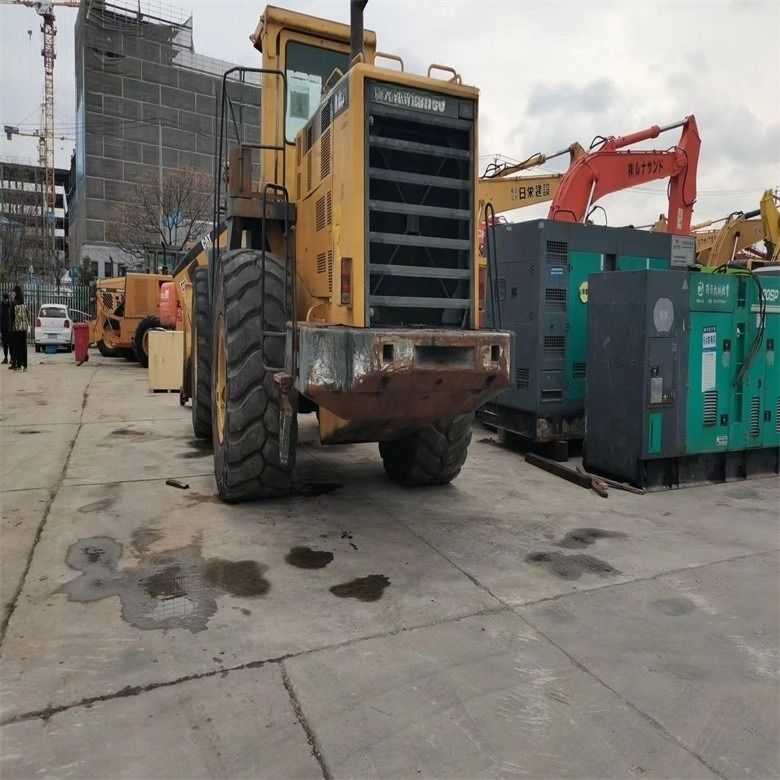 Construction 12 tonnes utilisée Komatsu WA600-3 chargeur à roues 600 modèle chargeur à tête avant lourd WA600-6