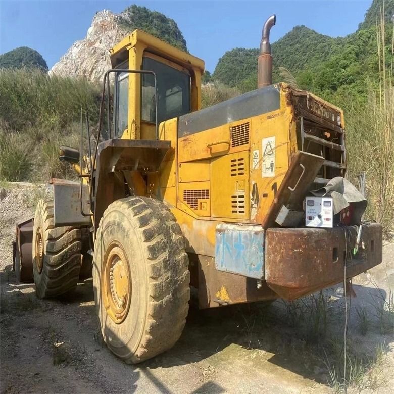 Chargeur avant 235KW chargeur à roues usagé Komatsu WA500-6 du Japon 4,5 cube de seconde main
