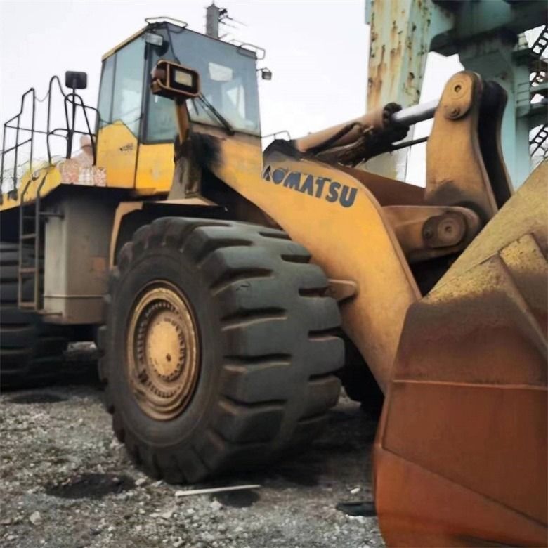 Vente au détail WA600-6 chargeur à roues d'occasion Komatsu WA600-3 chargeur d'occasion en bon état