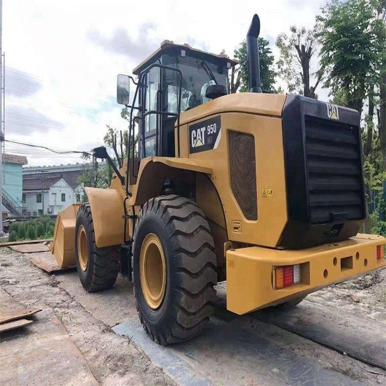 Le couple maximal de 1099 Nm pour le chargeur à roues CAT 950GC 950 de 2018 Caterpillar destiné aux marchés nationaux