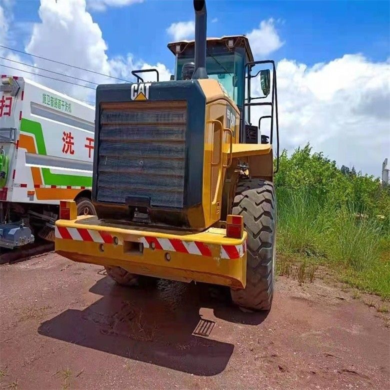Le couple maximal de 1099 Nm pour le chargeur à roues CAT 950GC 950 de 2018 Caterpillar destiné aux marchés nationaux
