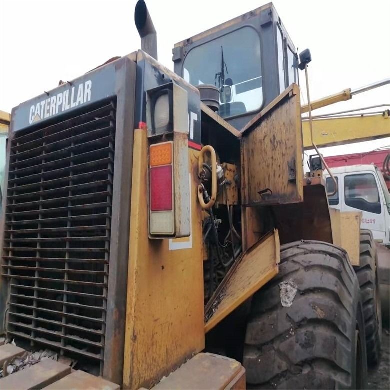 Caterpillar 950F, chargeuse à roues de 17 tonnes, de cylindrée de 6,6 litres et de 3200 à 3300 heures de travail