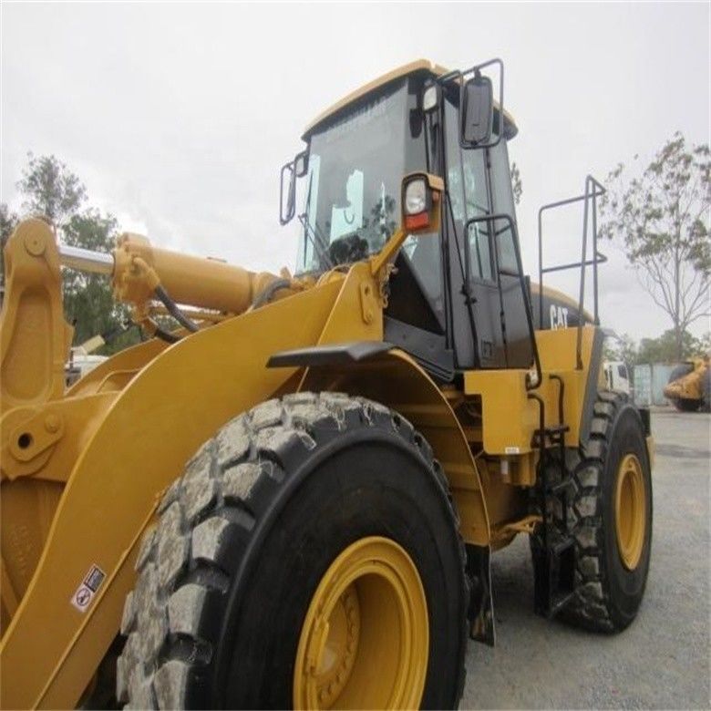 Chargeur à roues Caterpillar 966G de 24 tonnes et abordable du Japon avec moteur DITA 3306